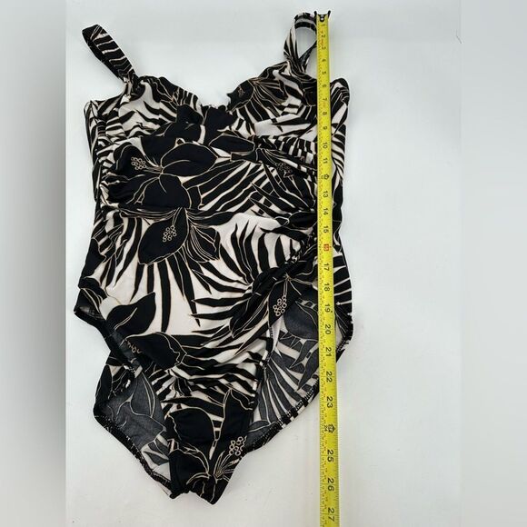 Miraclesuit Sanibel Swimsuit One Piece Underwire Padless Sz 16 Palm Hibiscus - Picture 8 of 10